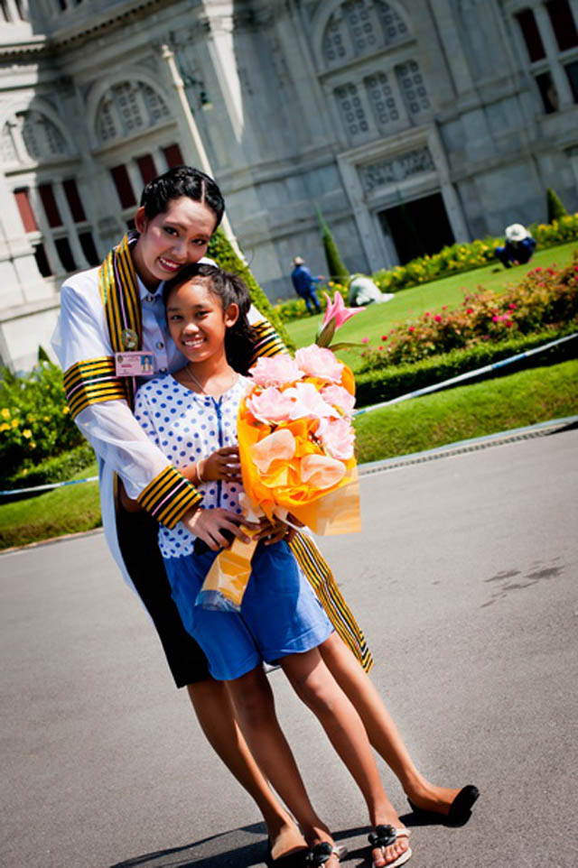 [q][i]อ้างถึง: saosawas posted: 24-06-2555, 06:46:45[/i]

 :cheer: :cheer: :cheer: :cheer: :cheer: