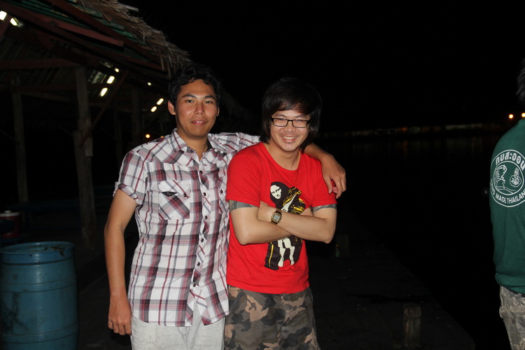 ก่อนกลับ เจอน้าเต๋าครับ
หล่อมาเลยครับวันนี้
 :grin: :grin: :grin: