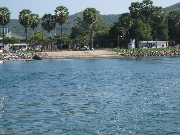 ท่าเรือครับ..