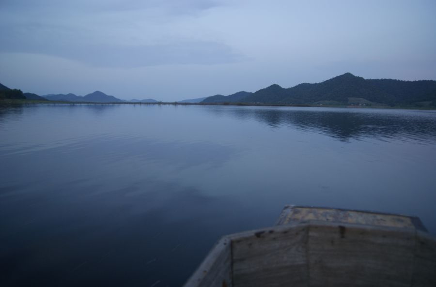 ........หัน  หัวเรือ  มุ่ง  หน้า  สู่  ,,,, บ้านไต๋  ,,,เตรียม  ตัว  กลับ  ครับ 
....ช่วง  เวลา  ขอ