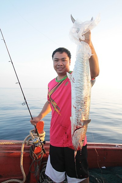 ไม่ใหญ่เท่าไร่เท่าที่เห็นไม่ต่ำกว่า4 โลจัดไปพี่ :cheer: :cheer: :cheer: