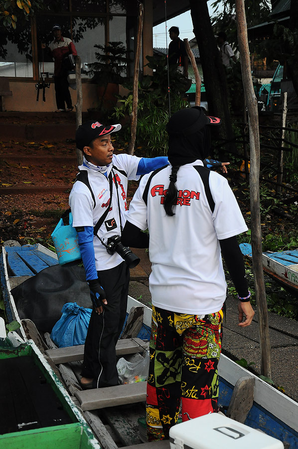 มีหลงเรือแน่ๆ ของพี่ลำโน้นคร๊าบบบบบบ :laughing: :laughing: :laughing: :laughing: :laughing: