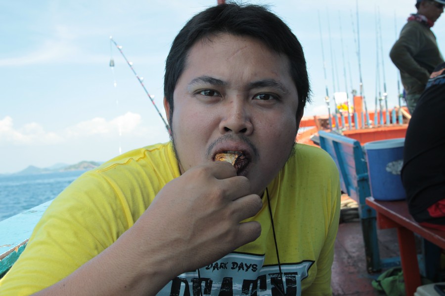 แหมนึกว่าไม่กิน :laughing: :laughing: :laughing: