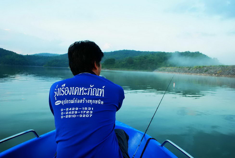 ลำของผม ตามมาติดๆ วันนี้ลงกับน้าตี๋ 2-Speed ครับ เป็นเกียรติอย่างยิ่งครับ