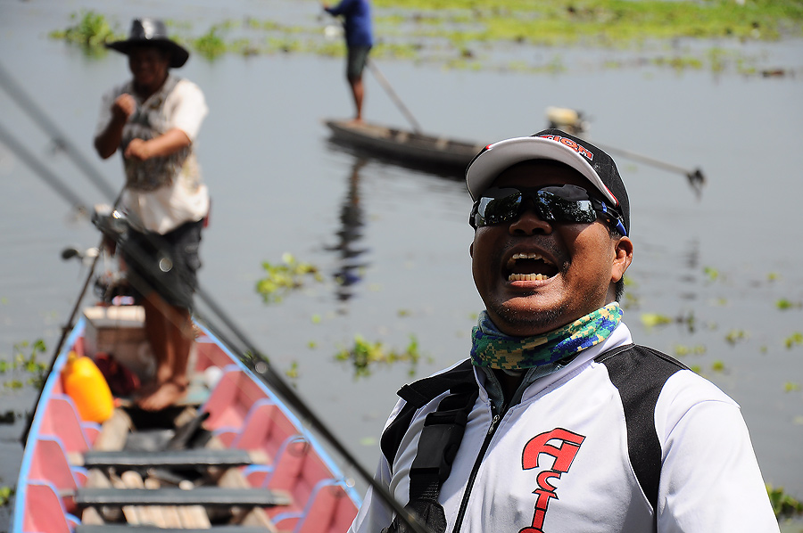 ปีนมาเลยพี่ตุ้ม ท่าจะให้ดีตีลังกาม้วนหน้าลงสักสามรอบน่ะพี่................................... :grin: