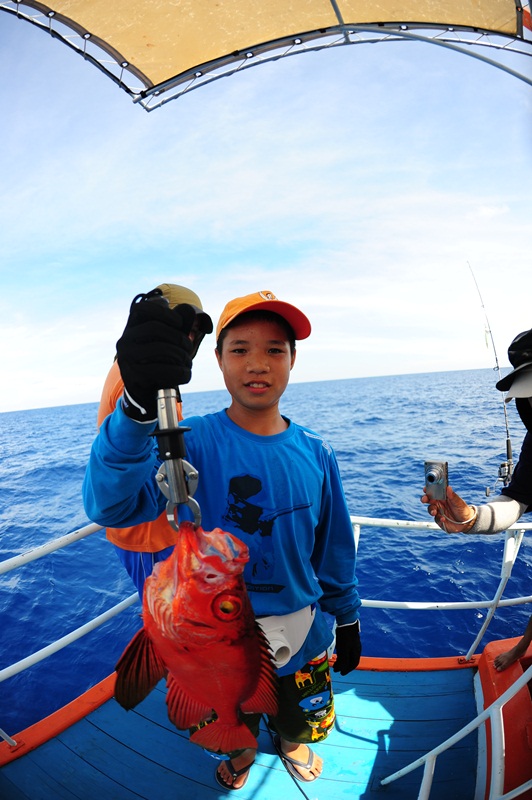 [q][i]อ้างถึง: Fishermanpong posted: 02-11-2555, 01:57:24[/i]

สวยงามมาครับ pang บวก ครับ จะมาหาเม