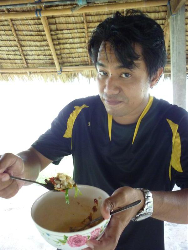                         ทานกันครับเพื่อนๆ พี่ๆ น้องๆ ครับ  :umh: :smile: