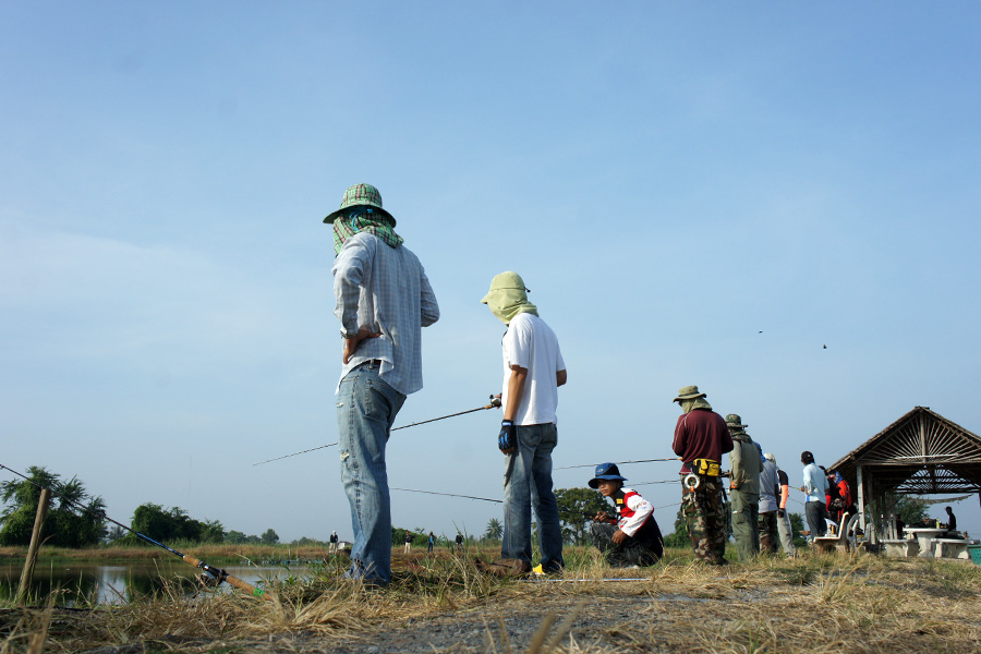  [center]ไปทัวร์กะพงบ่อดังวันเสาร์ก่อนครับ [/center]