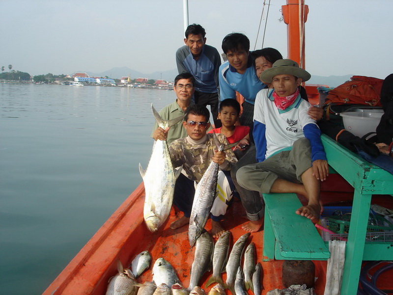 สำหรับผมลากันด้วยภาพนี้นะครับ ขอบคุณทุกความเห็น
 :smile: :prost: :prost: :prost: :prost: :prost: :p