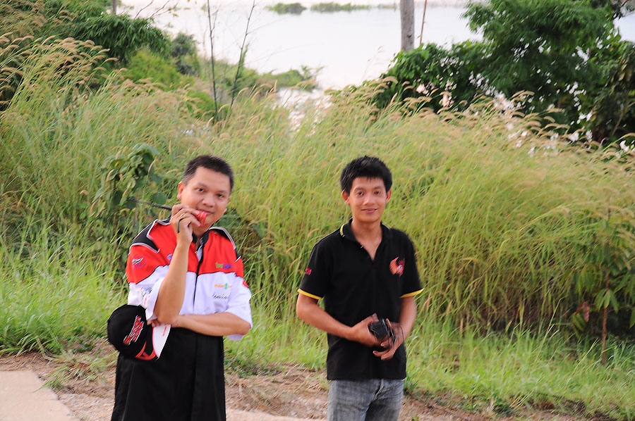 โปรกานต์แม่งานที่จัดงานครั้งนี้ เป้นไงมั่งขาดเหลืออะไรให้ช่วยบอกมาได้เลยน่ะ :grin: :grin: :grin: :gr