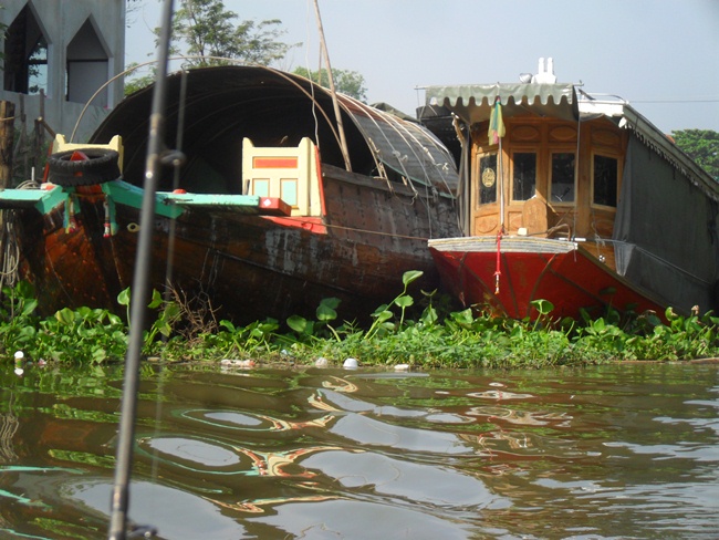 ตลาดตรงท้ายเรือ