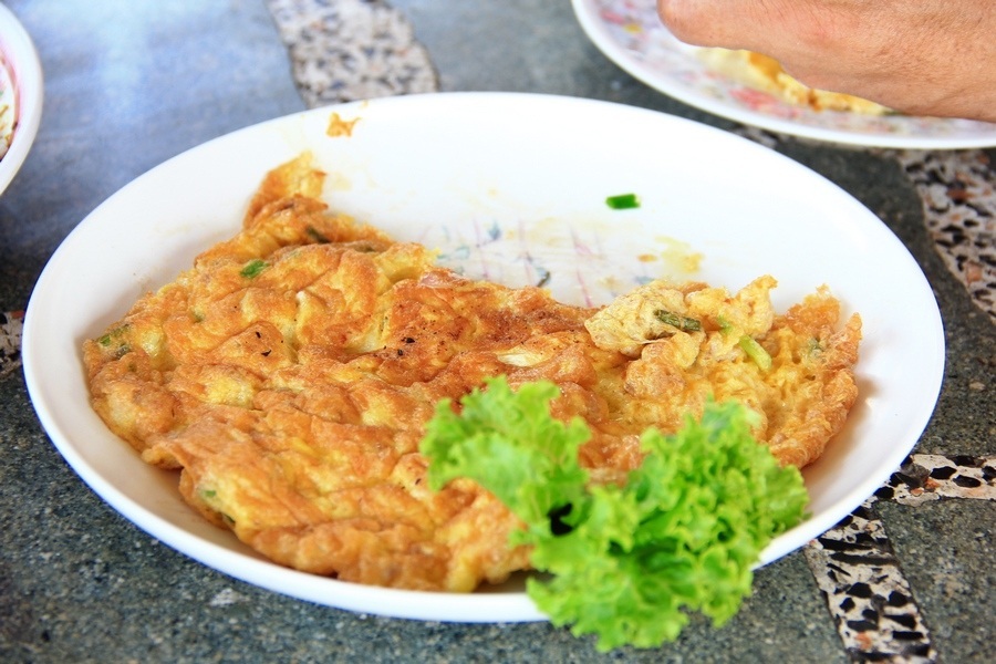 ที่ขาดไม่ได้ ไข่เจียว  :laughing: :laughing: :laughing: