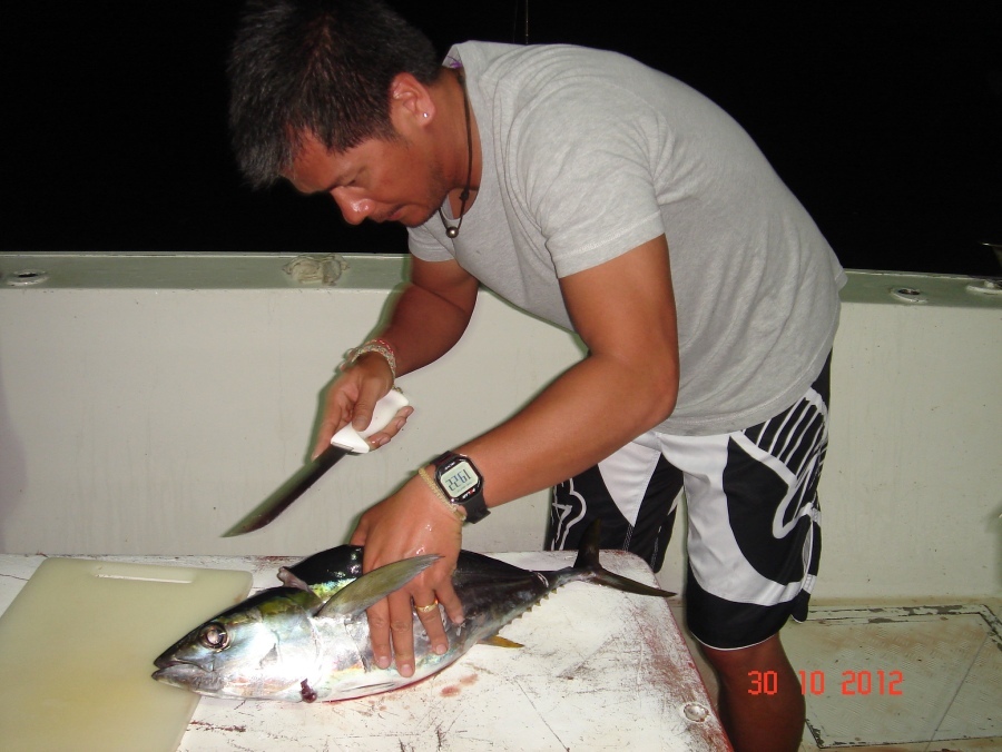 คุณ Fred แปรรูปเองเลยครับ  :umh: :umh: :umh: