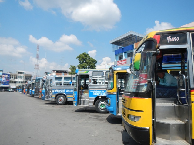 สถานีขนส่งกาญจนบุรี หรือ บขส.เมืองกาญจน์ครับ 