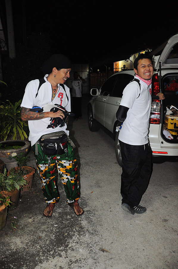 นังบายเสียวตรูดแว็ปเลยเหรอเมื่อพี่กุ้งเดินผ่านอ่ะ :ohh: :ohh: :ohh: :laughing: :laughing: :laughing:
