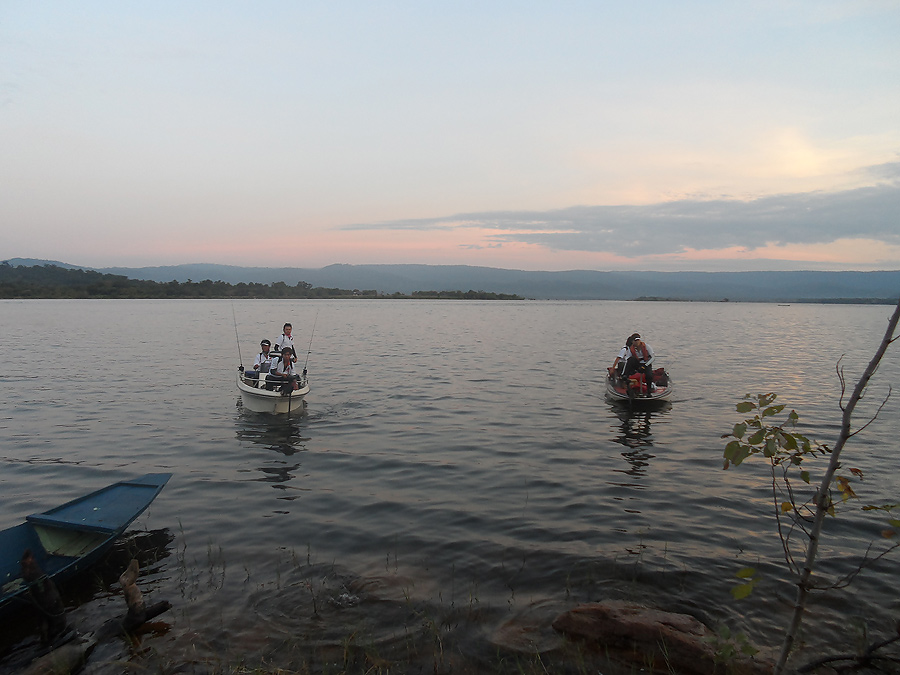 เอาเรือลงเรียบร้อย เตาะมาที่ท่านัดลงเรือก่อน :grin: :grin: :grin: