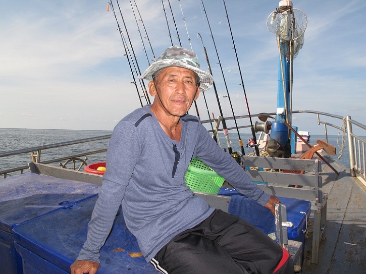 เจ้าของโรงงานน้ำแข็งหลอด  อ.พุนพิน