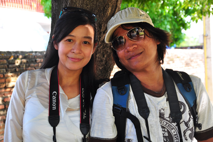 ประกบสาวๆตลอด :laughing: