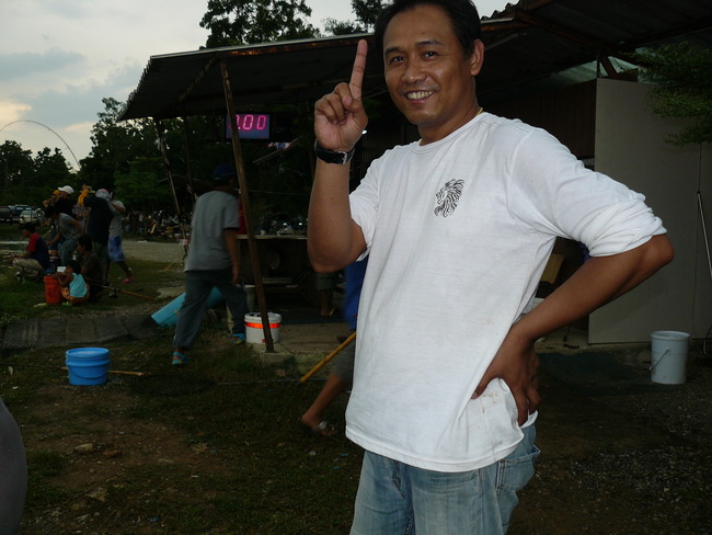พี่ชัชSCG บอกขอที่1 พอนะ :love: :grin: :cheer: :cheer: