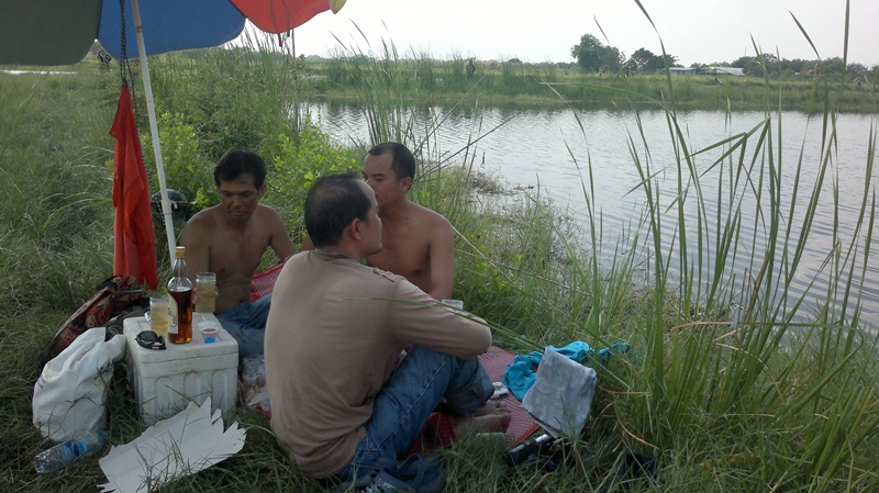 อากาศมันร้อนอ่ะ :laughing: :laughing: :laughing: :laughing: