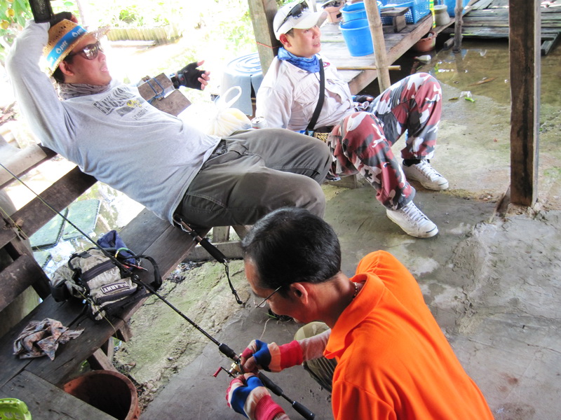 [b]พี่แหลม ตามมาแล้วครับ   [/b] :prost: :prost: :prost: :prost: :prost: