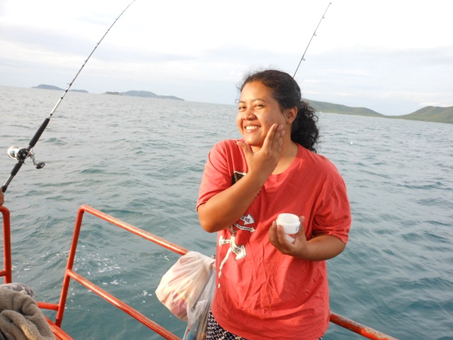 สาวพม่าหลงทางครับ :laughing: