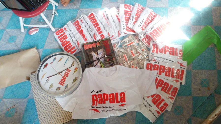 Rapala ก็มานะครับ เสื้อสวยๆทั้งน๊าน.....555  :grin: :grin: :grin: :grin: