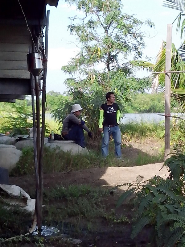 ผ่านไปอีก 2 ชม. 2 โปรแอบพักแล้ว แดดแรง


 :grin: :grin: :grin: