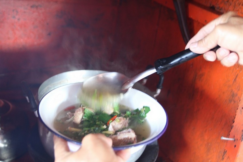  :umh: :umh:.....ต้มยำอังกุรี น่ากินๆๆๆ.... :umh: :umh: