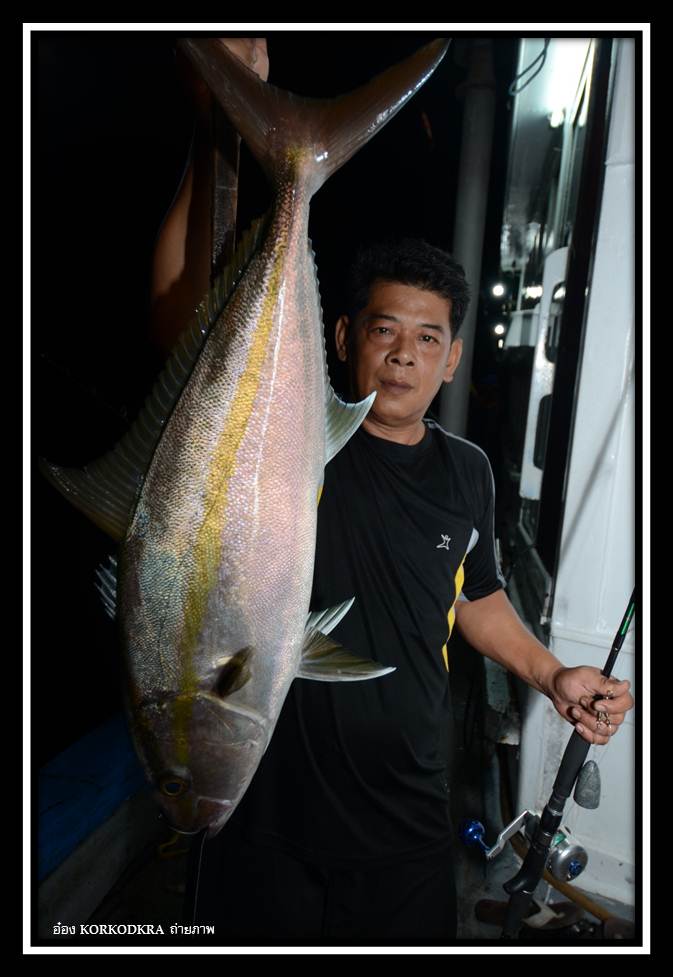 เล่น...กันอยู่อย่างนิ่มนวล...มีลีลา....ใช้ไม้นวมสยบอัมเบ้อแจ็ค...ไปเรียบร้อยครับ..ไซด์สวยทีเดียวครับ