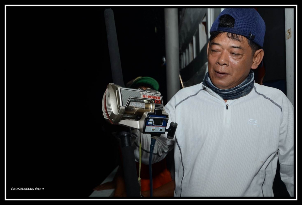 พี่เล็กเอารอกมาโชว์ให้ดูกันจะจะ...ครับ...มันหมดหลอดจริง ๆ  ...... :laughing: :laughing: