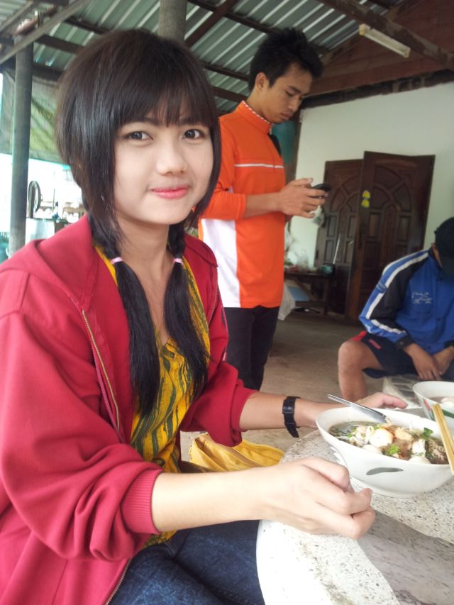  :cheer: :cheer: :cheer:กับอีกหนึ่งสาวสวยคับน้องเค้าอยากไปด้วย เปงไงช่วยติดตามน้องคนนี้ด้วยแล้วกันน่