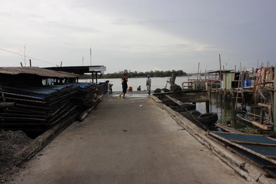 ถึงท่าเรือ ระหว่างรอ ถ่ายไปเรื่อยครับ