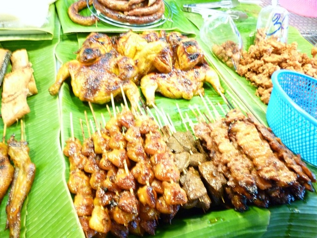 น่ากินไหมครับ  กินคู่กับน้ำพริกหนุ่ม   อร่อยอย่าบอกใคร :umh: :umh: :umh: :umh: