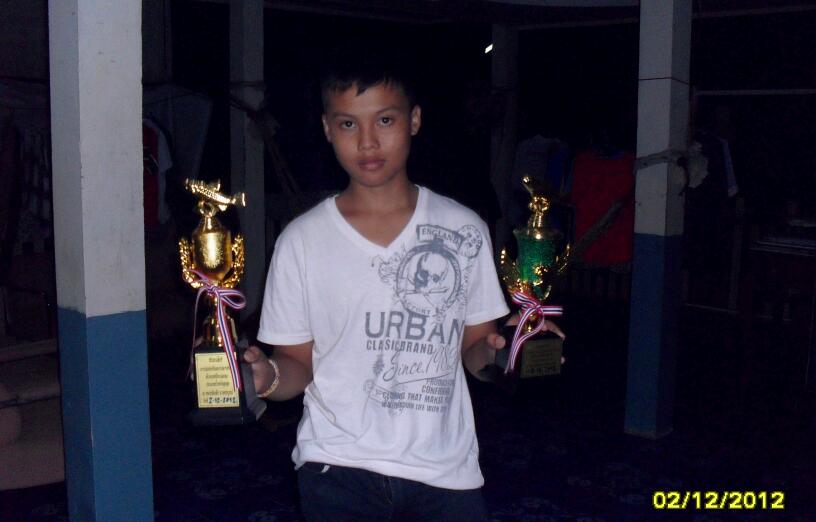 ลูกชายโปรไก่ท็อปแลน ขอหล่อด้วย

 :grin: :grin: :grin: :grin: