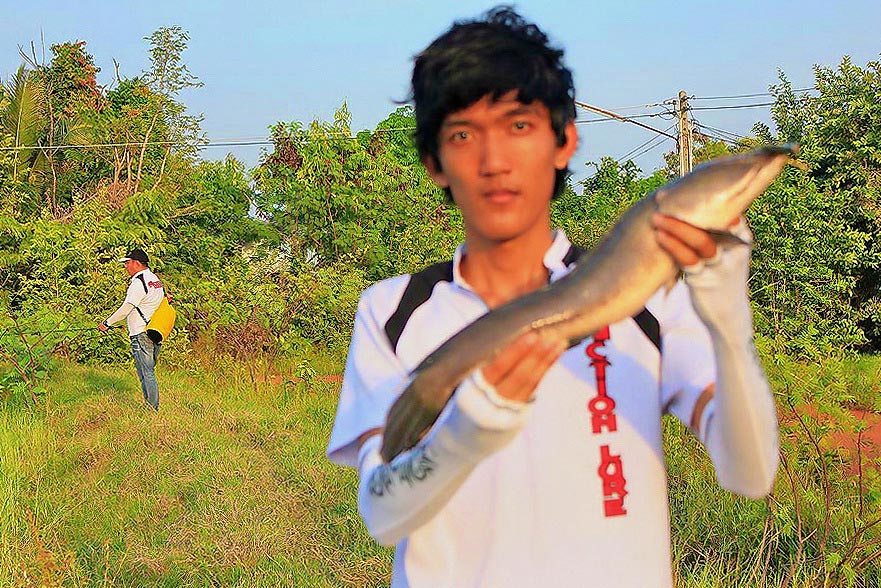 อ่ะให้อีกรูปนึง......... :grin: :grin: :grin:




อุีย.....หลุดเฟรมซะงั้น....... :grin: :grin:
