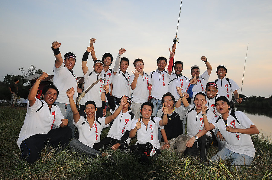 และเวลาแห่งความสนุกก็หมดลงไปอีกครั้งนึง ขอบคุณเพือ่นๆทีม Actionlure ที่มาช่วยงานนังเอกันน่ะคร๊าบบบบ 