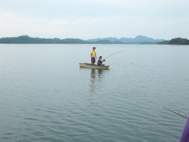 มุดเข้าตอต้องออกเรือตามกันเชียว