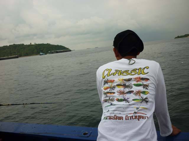 เสื้อสวยๆ จากพี่โทน