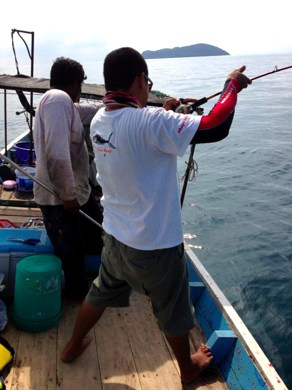 ตามมาติดๆตัวที่ 2 กับคันตีเหยื่อปลอมเวท8-17LB   