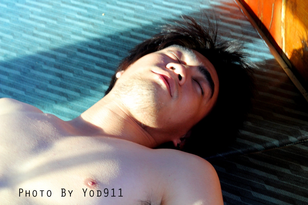 ส่วนบักปอบก็นอนตลอดเลยไปอดนอนจากไหนมา :laughing: :laughing: