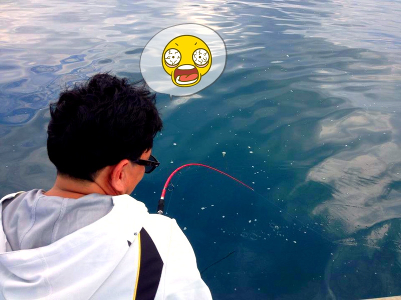น้านาคบอก...กดจุงเบย.....!!! แถมมุดใต้ท้องเรือด้วย  มีหายใจเสียงดังอีกรอบ5555+