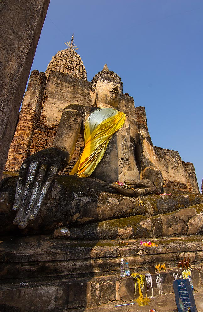 [q][i]อ้างถึง: รักพระบาท posted: 11-12-2555, 17:07:55[/i]

รูปสวยยยยยยยย ครับพี่อ่ำ :grin: :grin: 