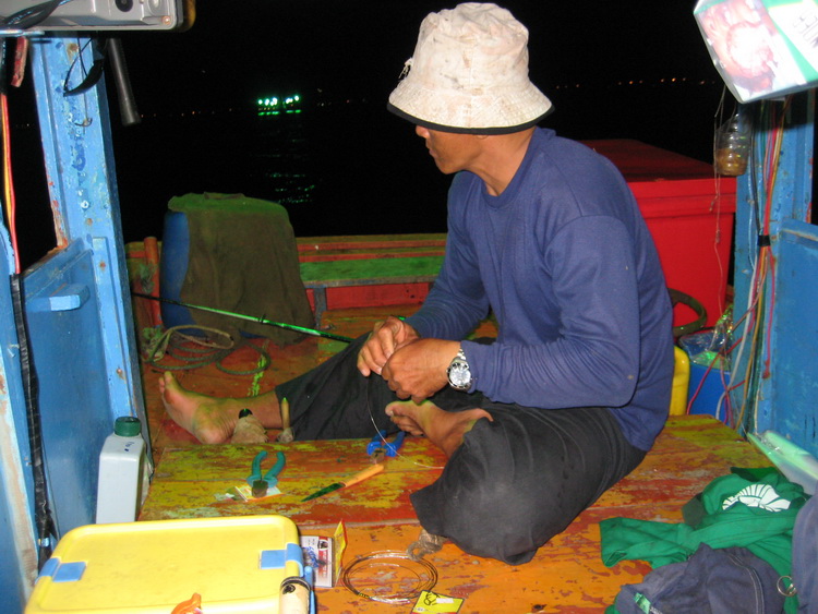     น้าหม่องบอกเดี๋ยวคืนนี้จัดหนักๆให้ :laughing: :laughing: :laughing: :laughing: