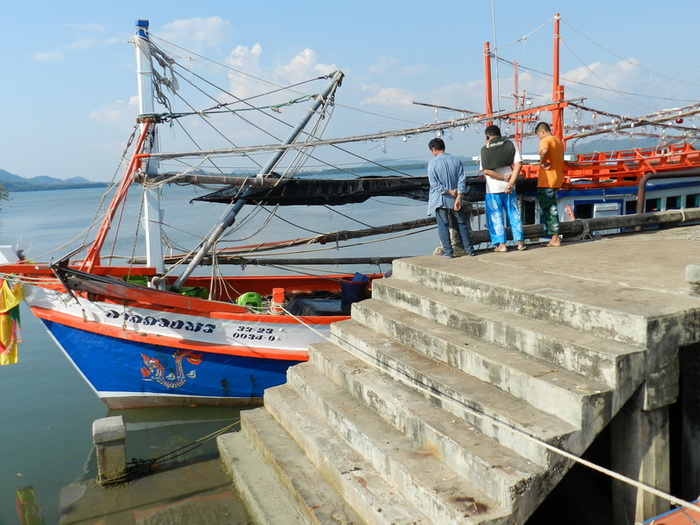 เรือลาภดวงพร ไต๋ผู้ใหญ่พิศ อ่าวคุ้งกระเบน จันทรบุรี