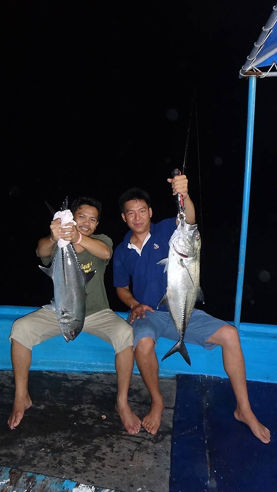 น้าเอ กับน้าทัช ก็จัดมาแบบแพ๊คคู่เหมือนกัน....
 :laughing: :laughing: