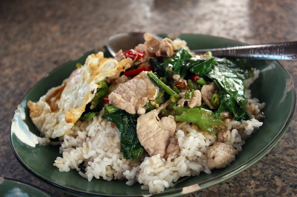 ตื้อจนหมดแรงกินข้าวดีกว่า



 :grin: :grin: :grin: :grin: :grin: :grin:



คะน้าหมูไข่ดาวของ