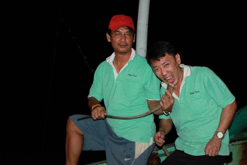 หางใคร   :cheer: :cheer: :cheer:
