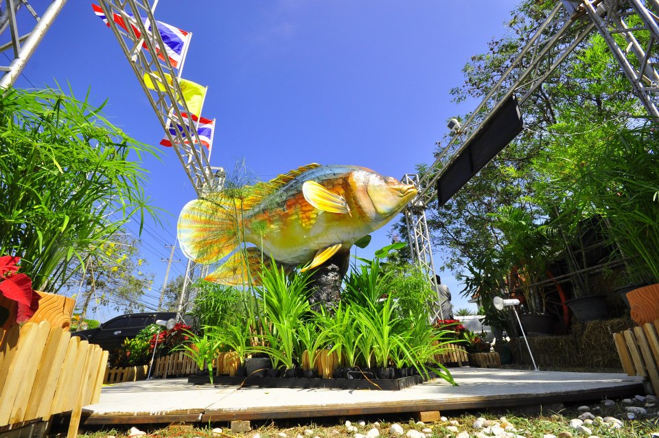 ขอเชิญร่วม"งานเทศกาลกินปลา และงานกาชาดจังหวัดสิงห์บุรี ครั้งที่ 18 ประจำปี 2555
