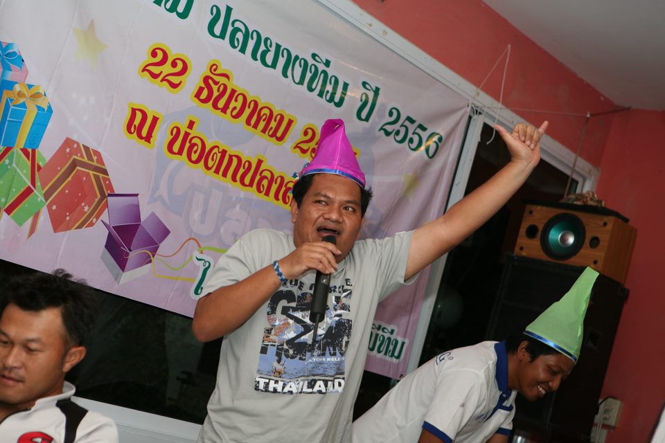 [b]นานๆพี่แอ๊ต มาที เลยร้องใหญ่เลย อิอิ[/b]
 :laughing: :laughing: :laughing: :laughing: :laughing: